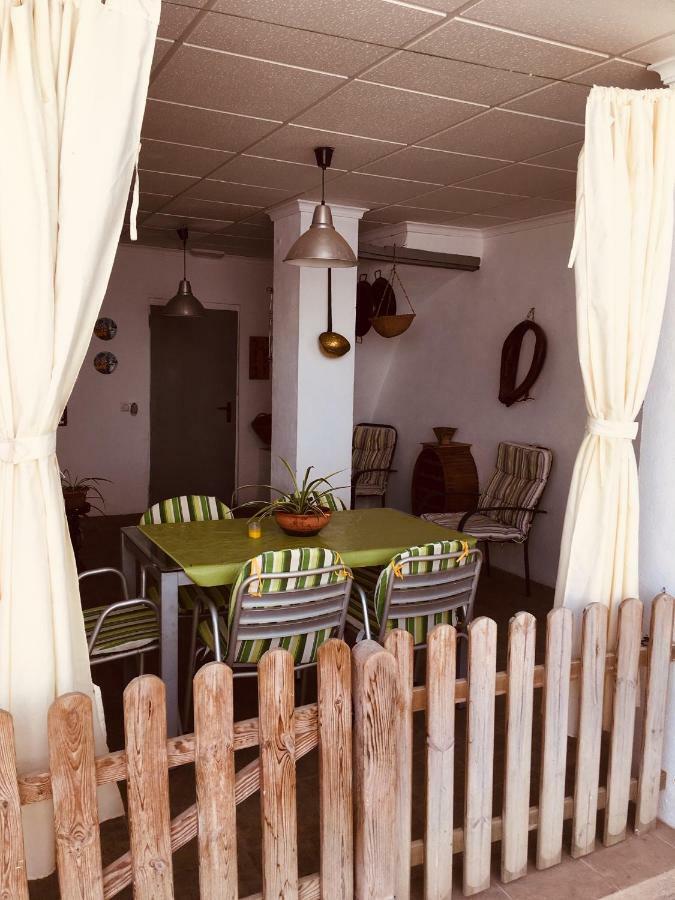 La Casita Santa Barbara Pensionat Macastre Exteriör bild